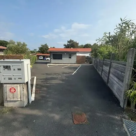 Holiday home Les De L'airial Pignots Andernos-les-Bains